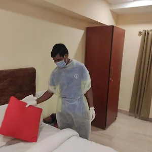  Hotel Plaza